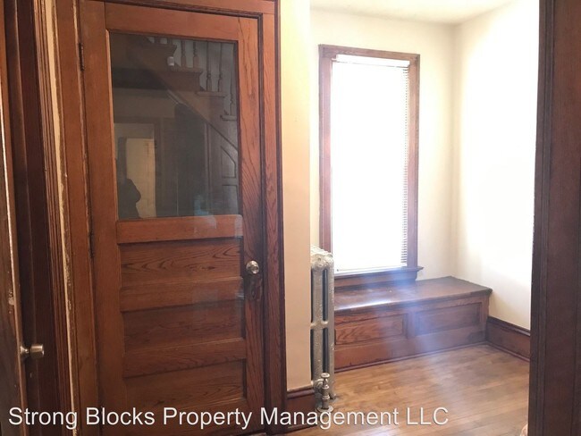 Foto del edificio - 5 br, 2 bath House - 2132 N 33RD ST