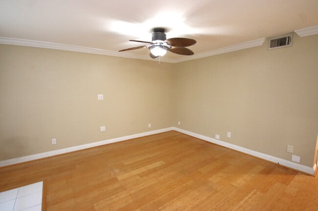 Building Photo - Waterfront Condo Living in East Hill with ...