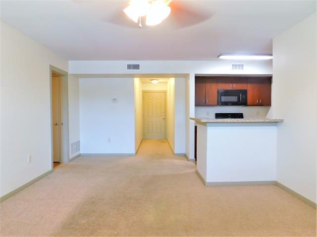 Foto del edificio - 1512 N Elm St