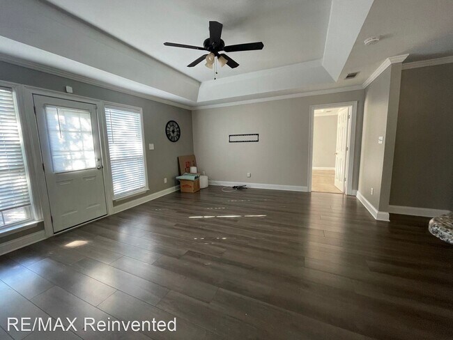 Building Photo - 2 br, 2 bath House - 1006 Grasmere Drive