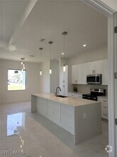 Building Photo - 316 Jacaranda Pkwy E