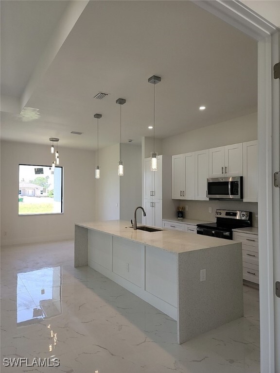 Building Photo - 316 Jacaranda Pkwy E