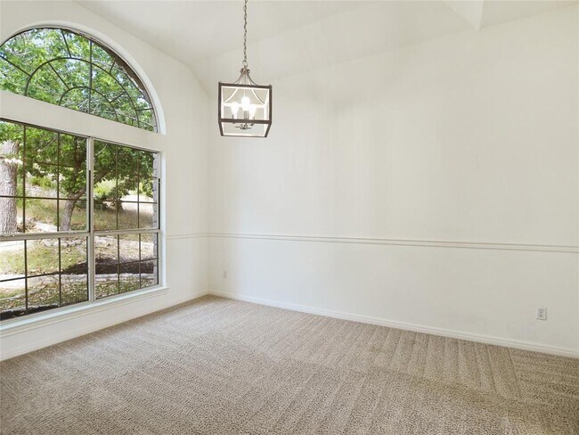 Building Photo - 106 Rare Eagle Ct