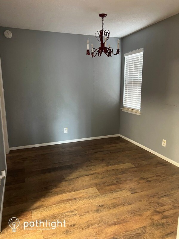 Foto del edificio - 8217 Northridge Ave NE