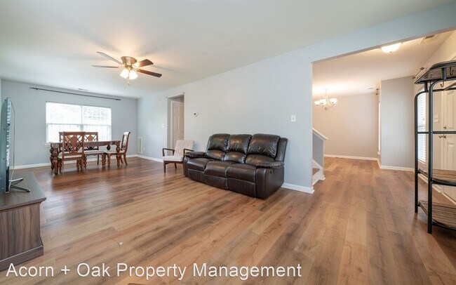 Building Photo - 3 br, 2.5 bath House - 6 Newtown Court