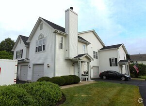 Building Photo - 2434 Dickens Dr