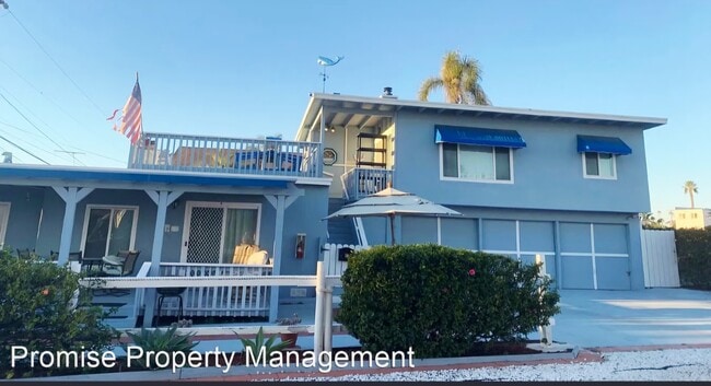 Quiet 3-unit Apartment Building. - 934 S Myers St