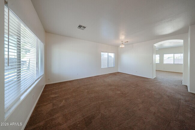 Foto del edificio - 14584 W Watson Ln