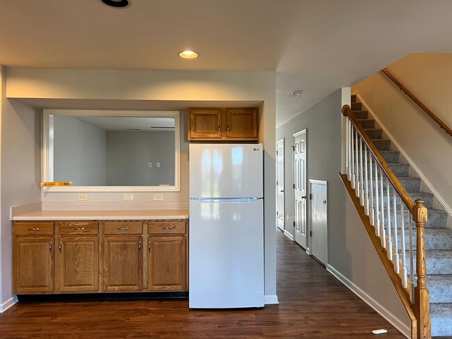 Building Photo - YEAR-ROUND UNFURNISHED RENTAL