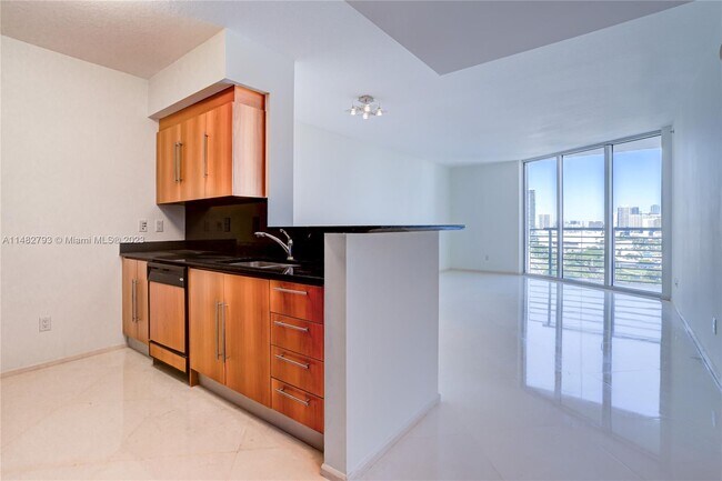 Foto del edificio - 325 S Biscayne Blvd