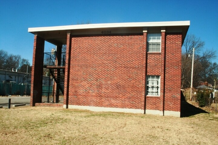 Building Photo - 4034 Berkshire Ave