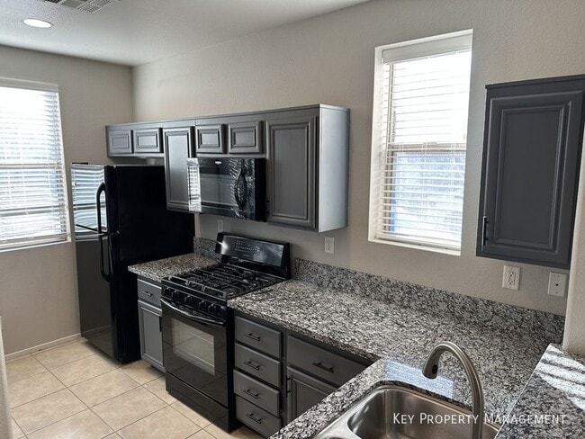 Building Photo - 5265 Pendergrass St