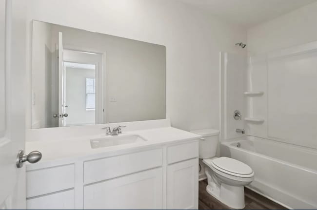 Building Photo - 300 Hynes Dr