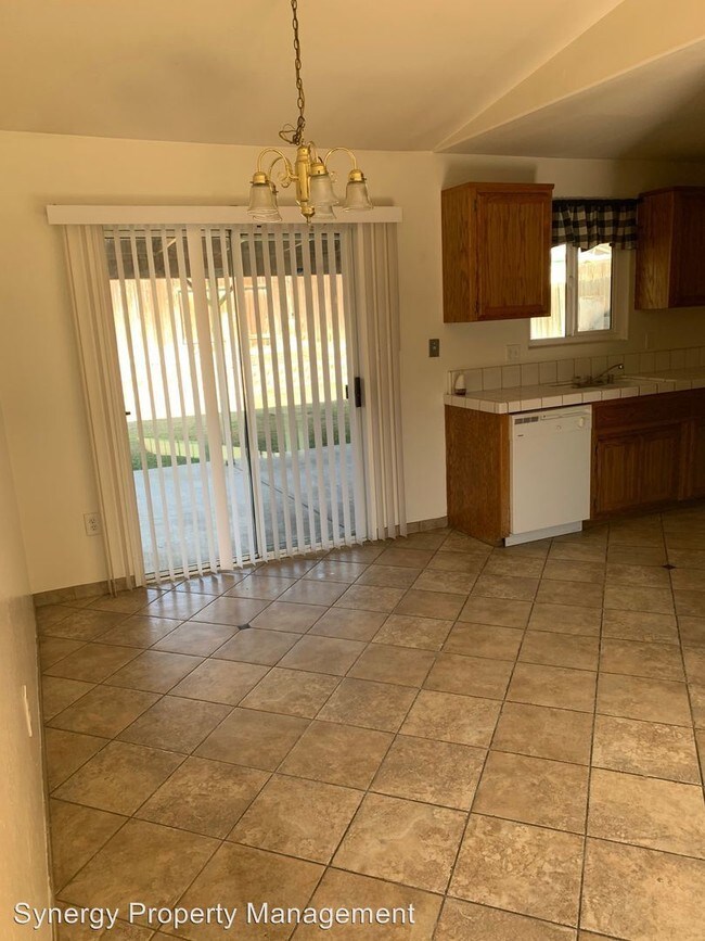Building Photo - 3 br, 2 bath House - 1318 Evadonna Rd
