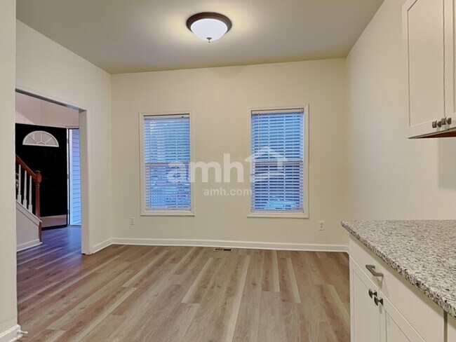 Foto del edificio - 2601 Trailwood Hills Dr