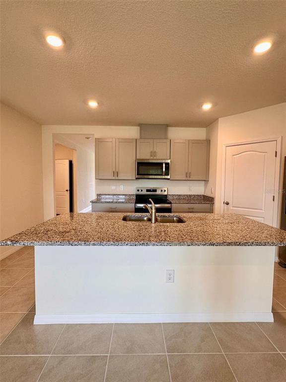 Foto del edificio - 368 Conway Ave