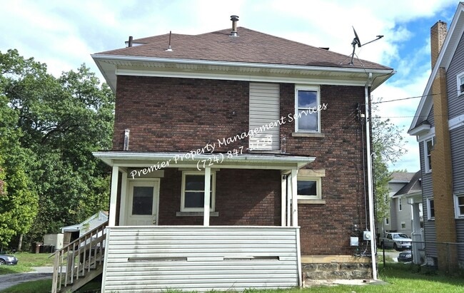 Building Photo - 180 Cedar Ave