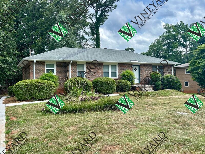 Primary Photo - 993 Walnut Cir SW