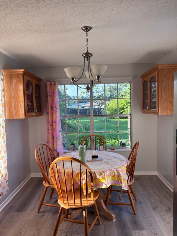 Foto del edificio - 7541 Coleridge Rd