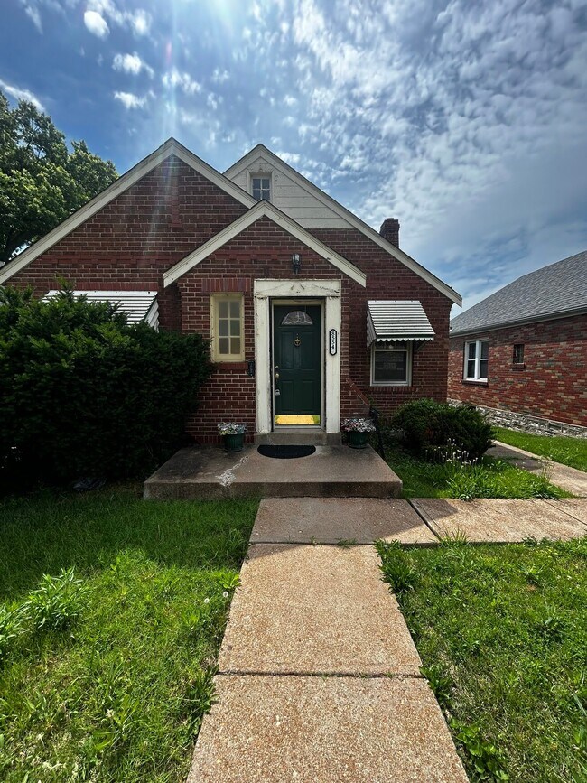 Foto del edificio - 8554 Oriole Ave
