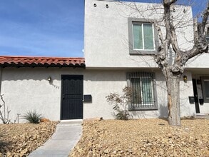 Building Photo - 6020 Carmen Blvd