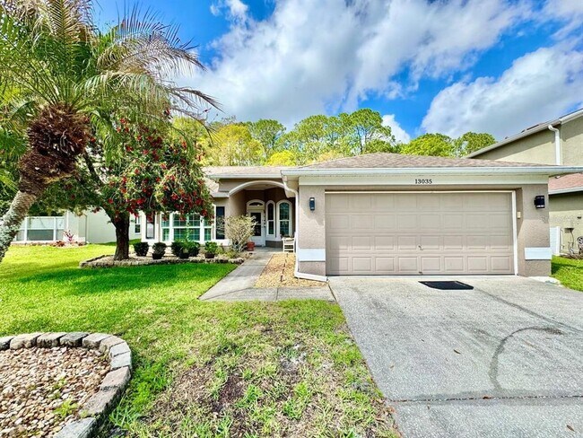 Foto del edificio - 13035 Royal George Ave