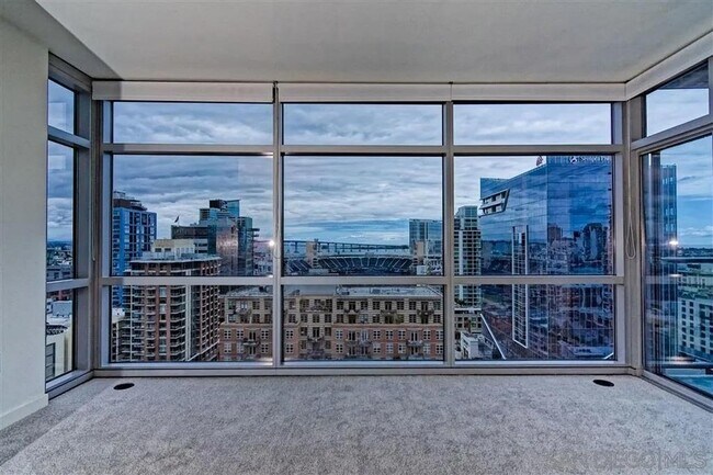 Foto del edificio - 800 The Mark Ln