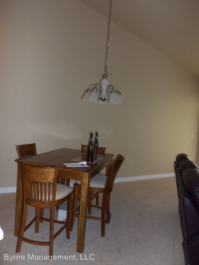 Foto del edificio - 2740 Harvest Ridge Hts