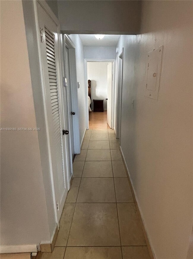 Foto del edificio - 8701 SW 141st St