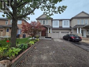 Building Photo - 72 Starhill Crescent