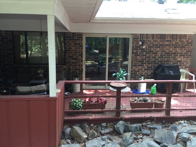 Building Photo - 27 W Villena Dr