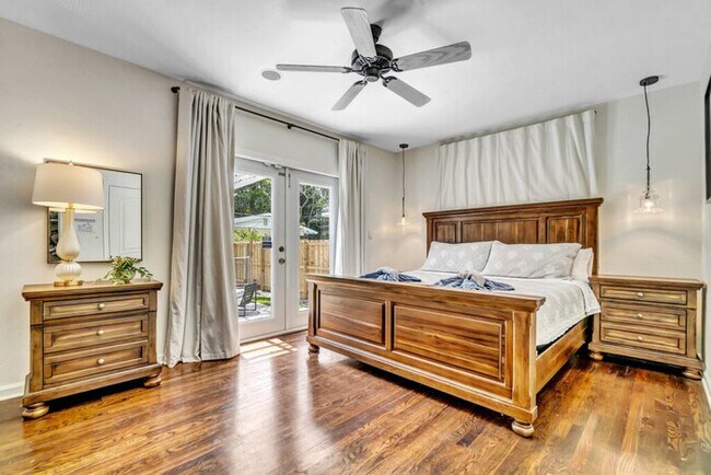 Foto del edificio - Victoria Park Oasis w/ Heated Pool and More