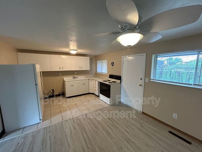 Building Photo - 4187 Cordell Dr