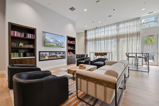 Building Photo - MB360