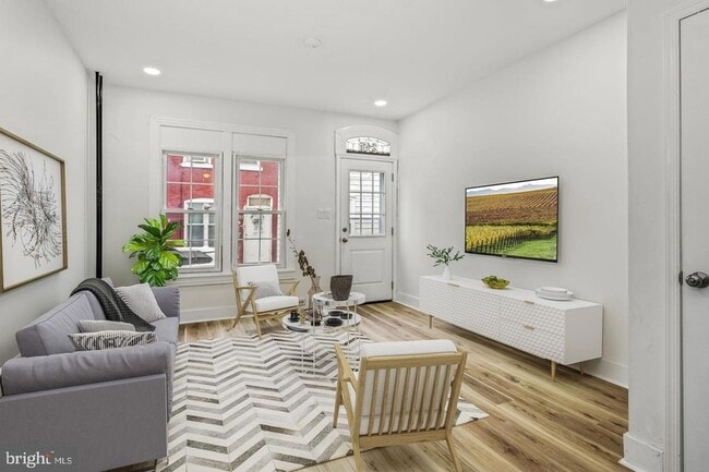 Foto del edificio - 245 Mulberry St