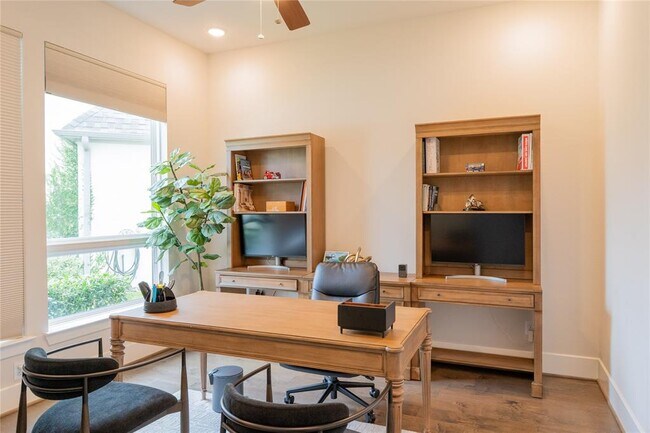 Building Photo - 96 Madrone Terrace Pl