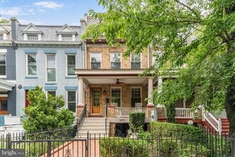 Building Photo - 1871 Newton St NW