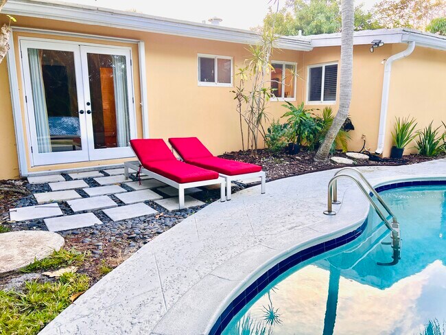 Foto del edificio - 2169 Imperial Point Dr