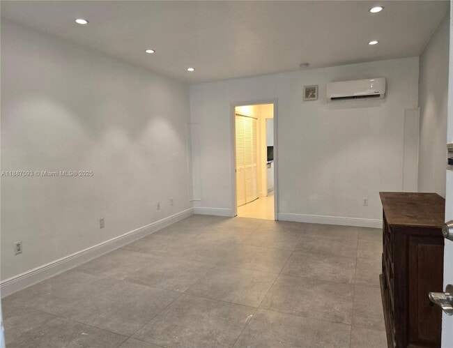 Foto del edificio - 835 Meridian Ave