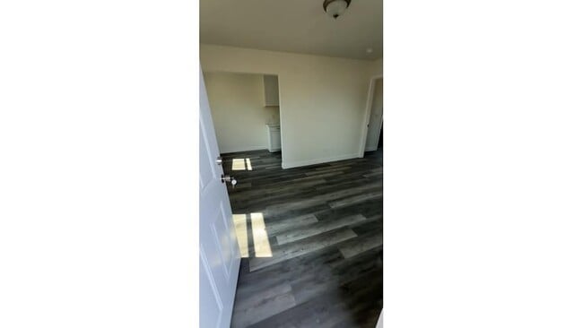 Building Photo - 411 K St
