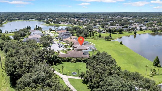 Foto del edificio - 5516 Winding Brook Ln