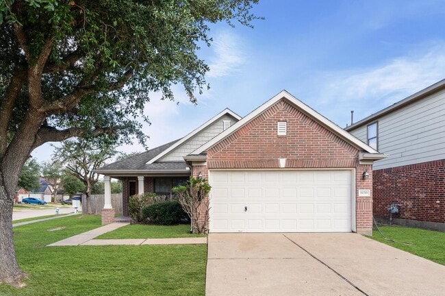 Building Photo - 18310 Walden Gate Ln