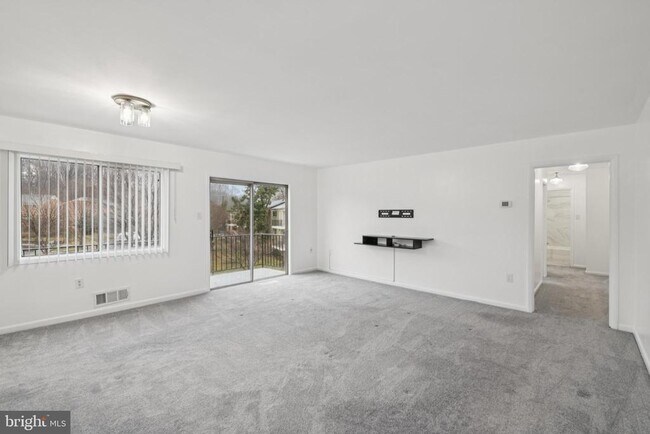 Foto del edificio - 10607 Weymouth St
