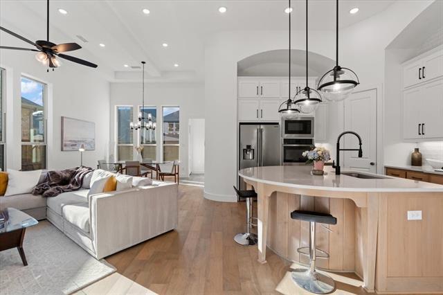 Foto del edificio - 4281 Silver Spur Dr