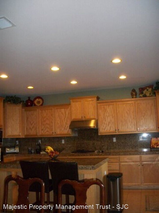 Building Photo - 4 br, 3 bath House - 1856 Chatfield Circle