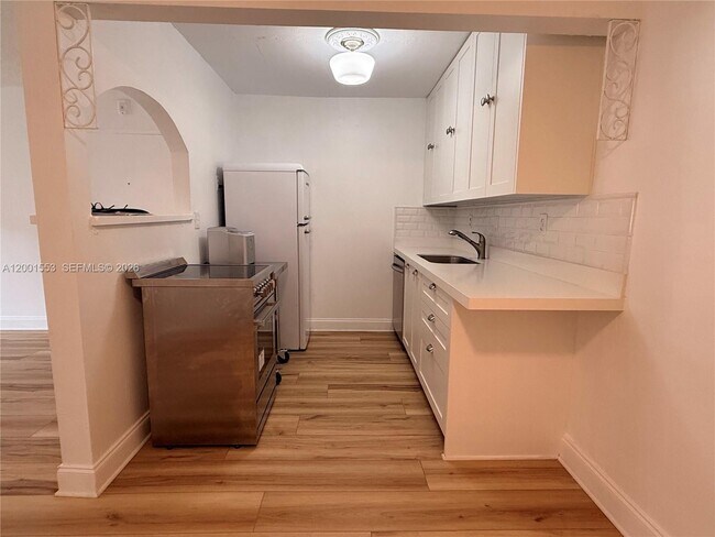 Foto del edificio - 10834 N Kendall Dr