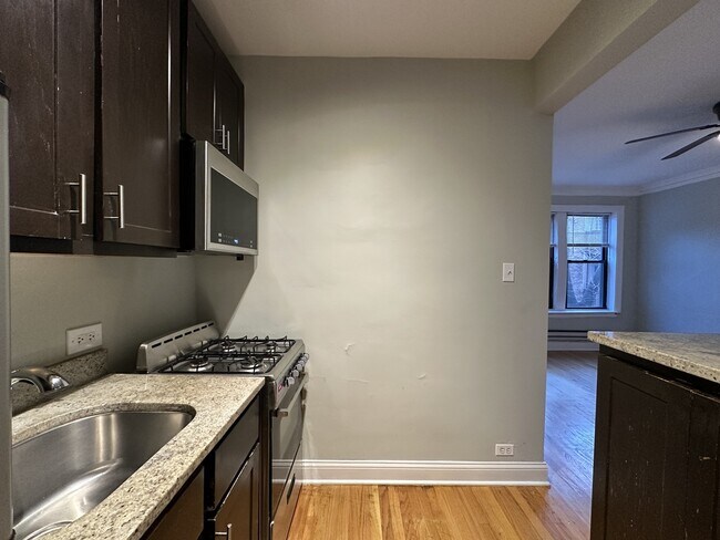 Foto del edificio - 4619 N Paulina St