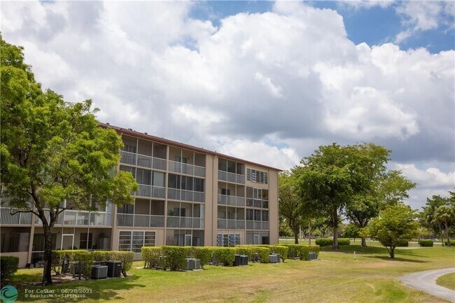 Foto del edificio - 13475 SW 9th St