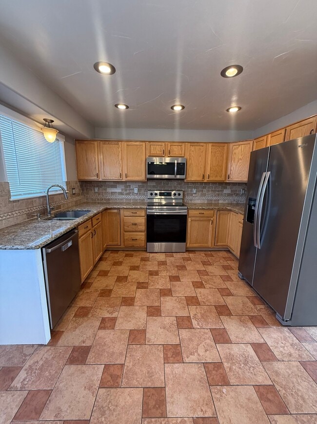 Building Photo - 5231 Butterfield Dr