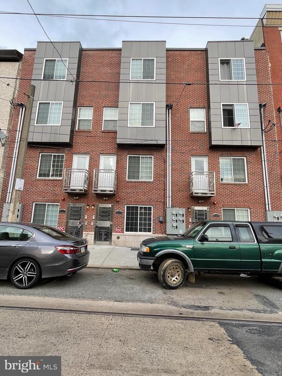 Primary Photo - 615 N 11th St